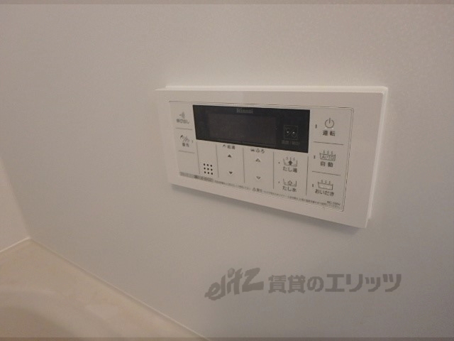 その他設備　給湯器リモコン