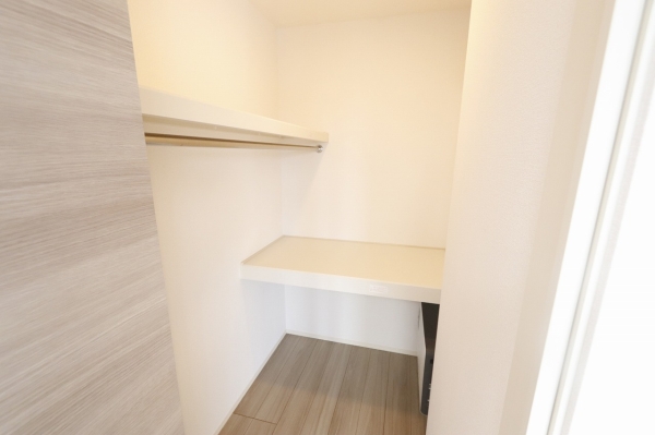 収納　ウォークインクロゼットでたっぷり収納♪