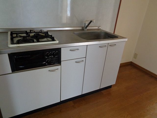 キッチン　写真は以前の物です現状優先