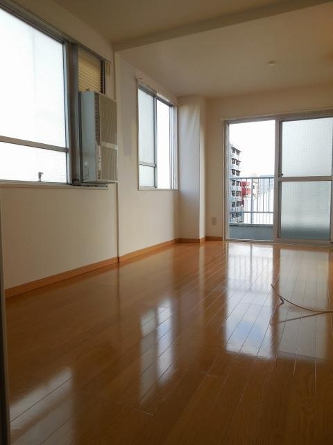 居室・リビング　同仕様