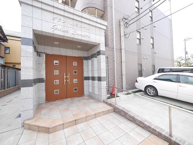 エントランス　★エントランス★