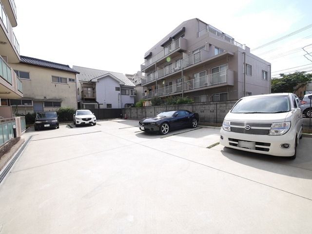 駐車場　★敷地内駐車場です！★
