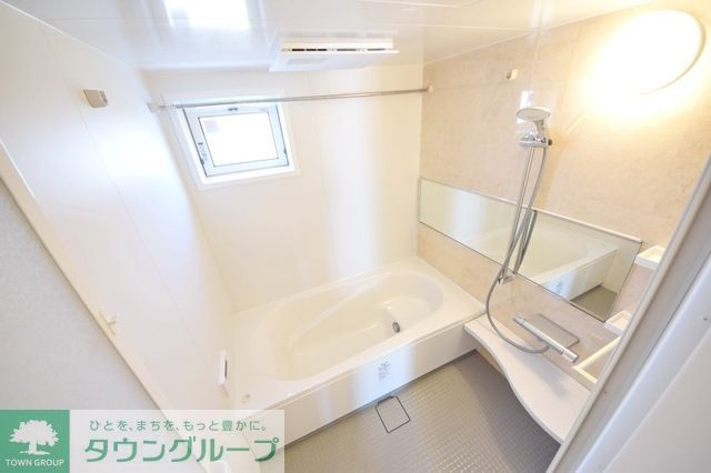 バス・シャワールーム　お問合せはタウンハウジングまで！※現地待合わせ相談可能