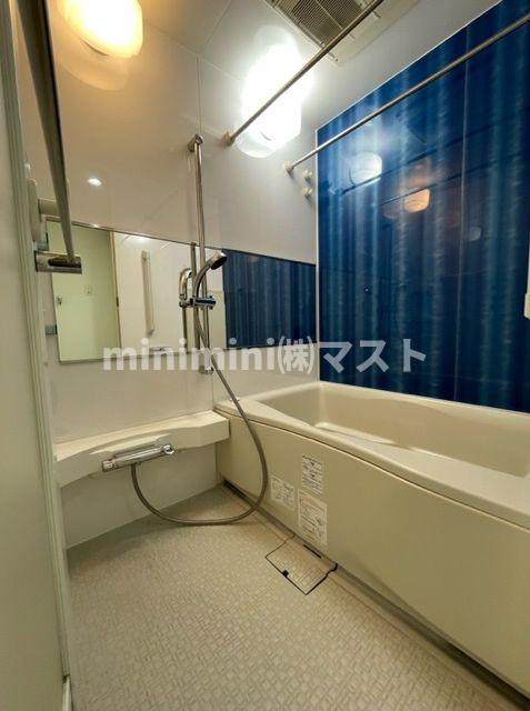 バス・シャワールーム　※他号室写真参考