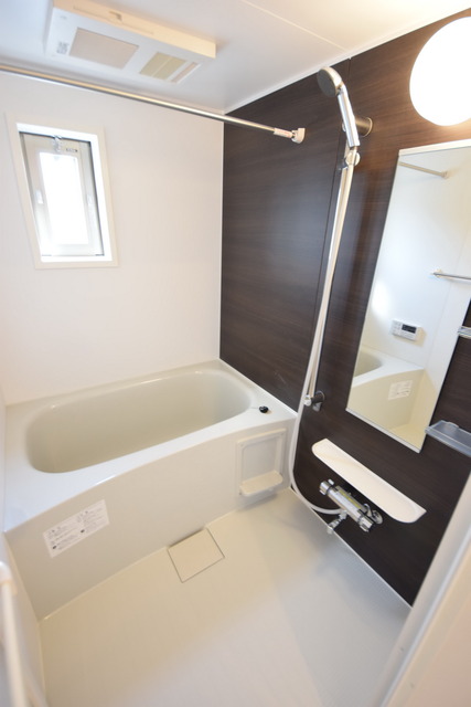 バス・シャワールーム　☆くつろぎましょう☆