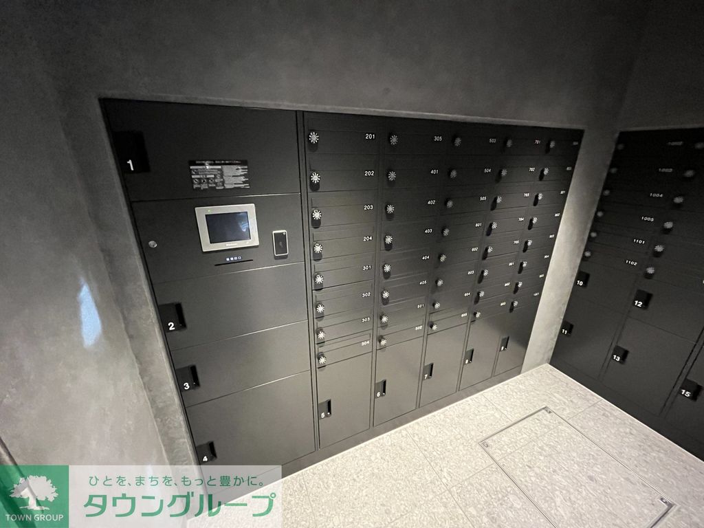 エントランス　エントランス