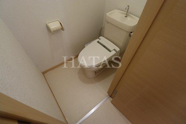 トイレ　同物件別部屋です