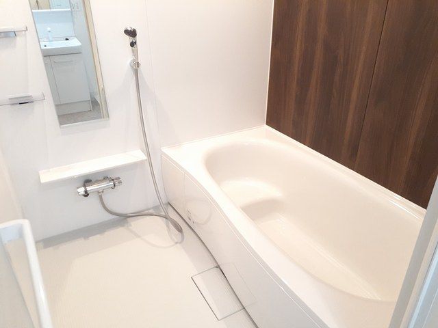 バス・シャワールーム　日々の暮らしに欠かせないお風呂です