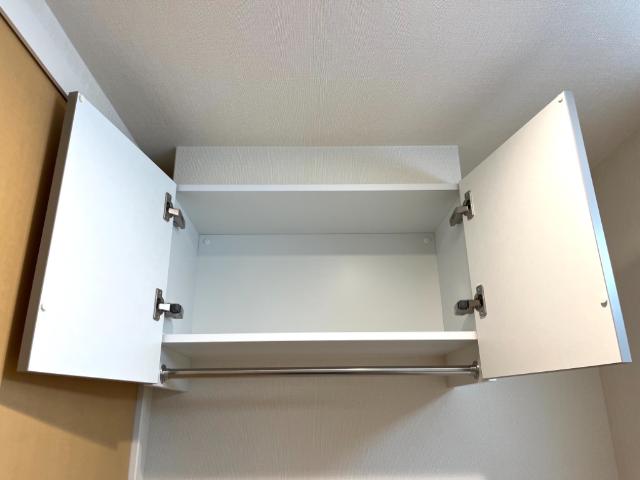 収納　洗濯機上収納