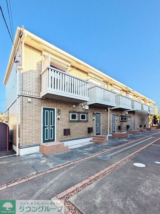 建物外観　駐車場