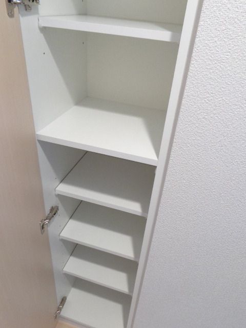 収納　シューズボックス