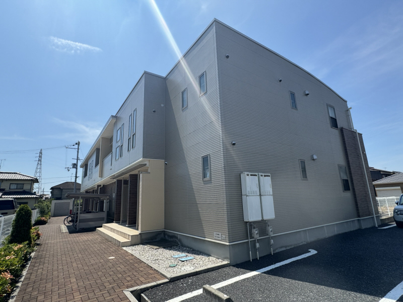 ＪＲ山陽本線 土山駅 バス乗車時間：10分 最寄りバス停で下車 徒歩4分 築21年