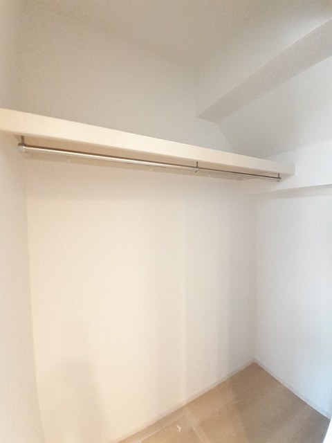 ルーエ西本成寺IIIの内装写真