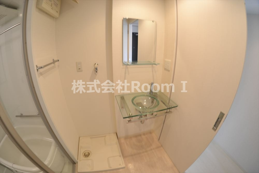 洗面設備　独立洗面台です