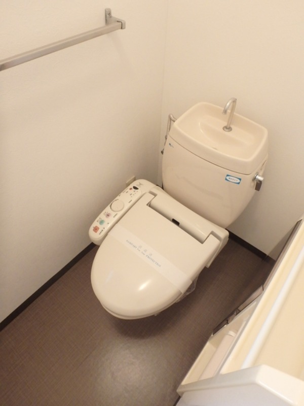 トイレ　図面と現状に相違がある場合には現状を優先