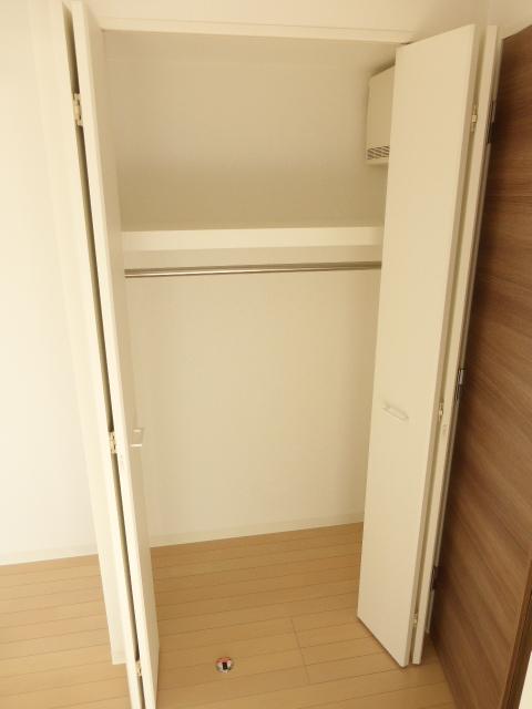 収納　写真は同タイプ住居です。