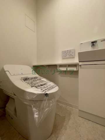 都営三田線 西巣鴨駅 徒歩6分 4階建 築2年のトイレ写真