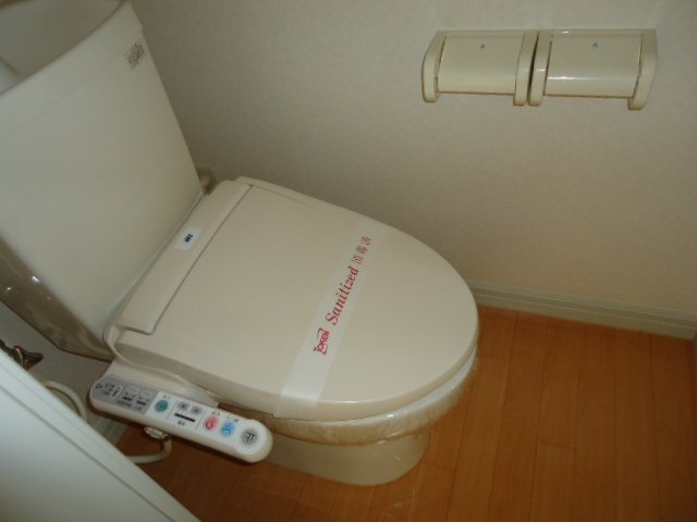 トイレ　シャワー付トイレ