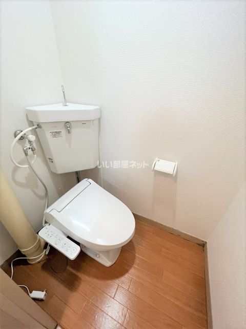 【福知山市昭和新町のアパートのトイレ】
