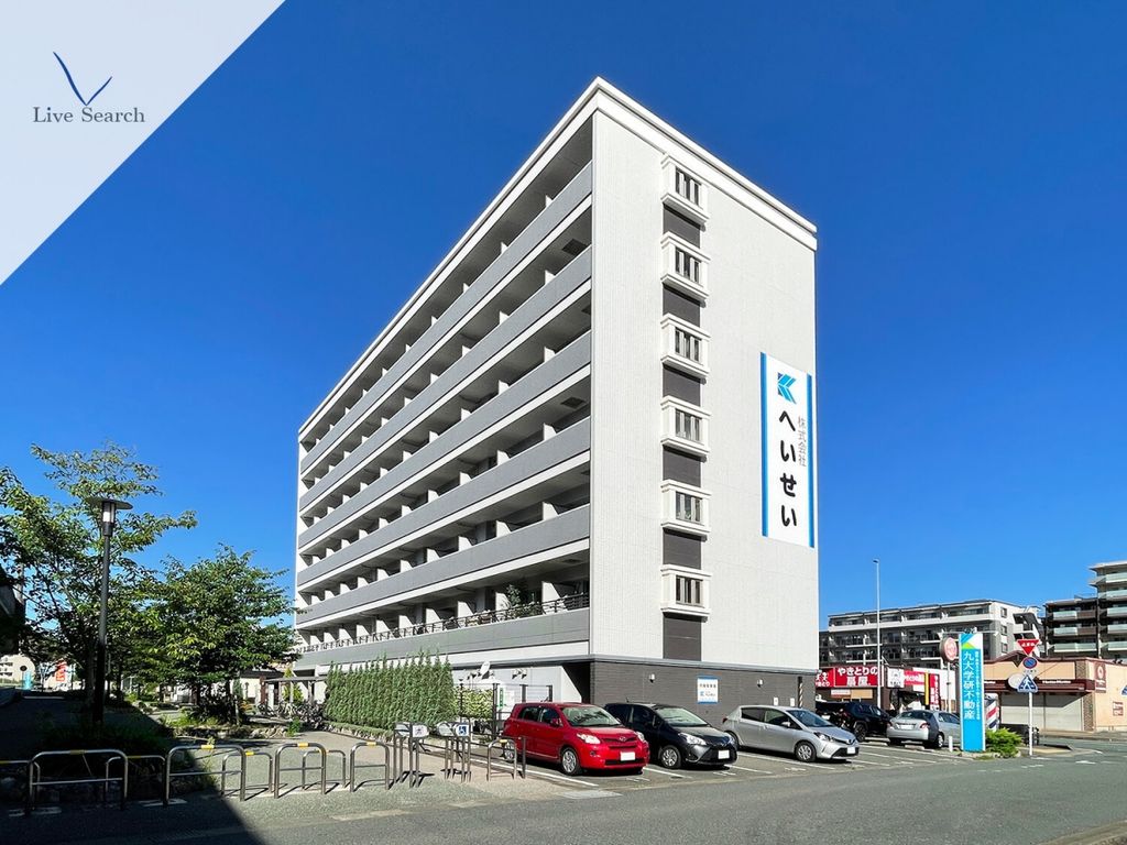 【福岡市西区北原のマンションの建物外観】