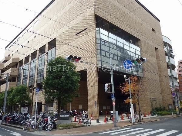 【大阪市中央区松屋町のマンションの図書館】