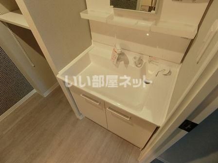 【札幌市厚別区厚別東三条のマンションの洗面設備】