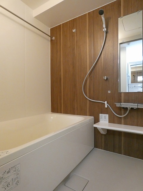 バス・シャワールーム　バス※別部屋参考写真