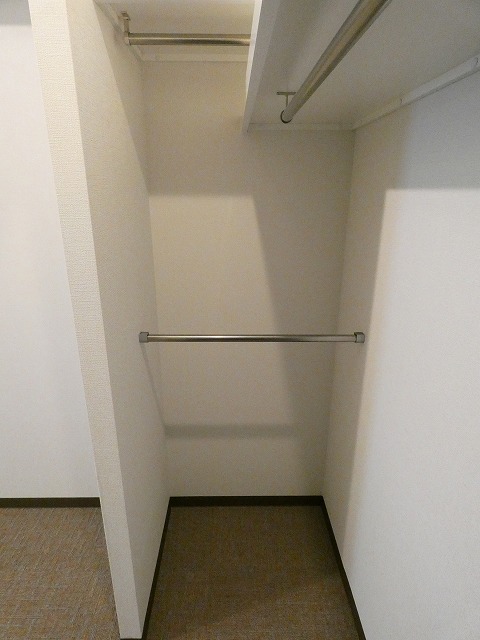 収納　ウォークインクローゼット※別部屋参考写真