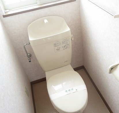 トイレ　落ち着いたトイレです