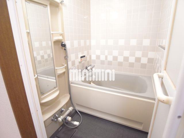 バス・シャワールーム　ファミリーの必需品、追い焚きつき！