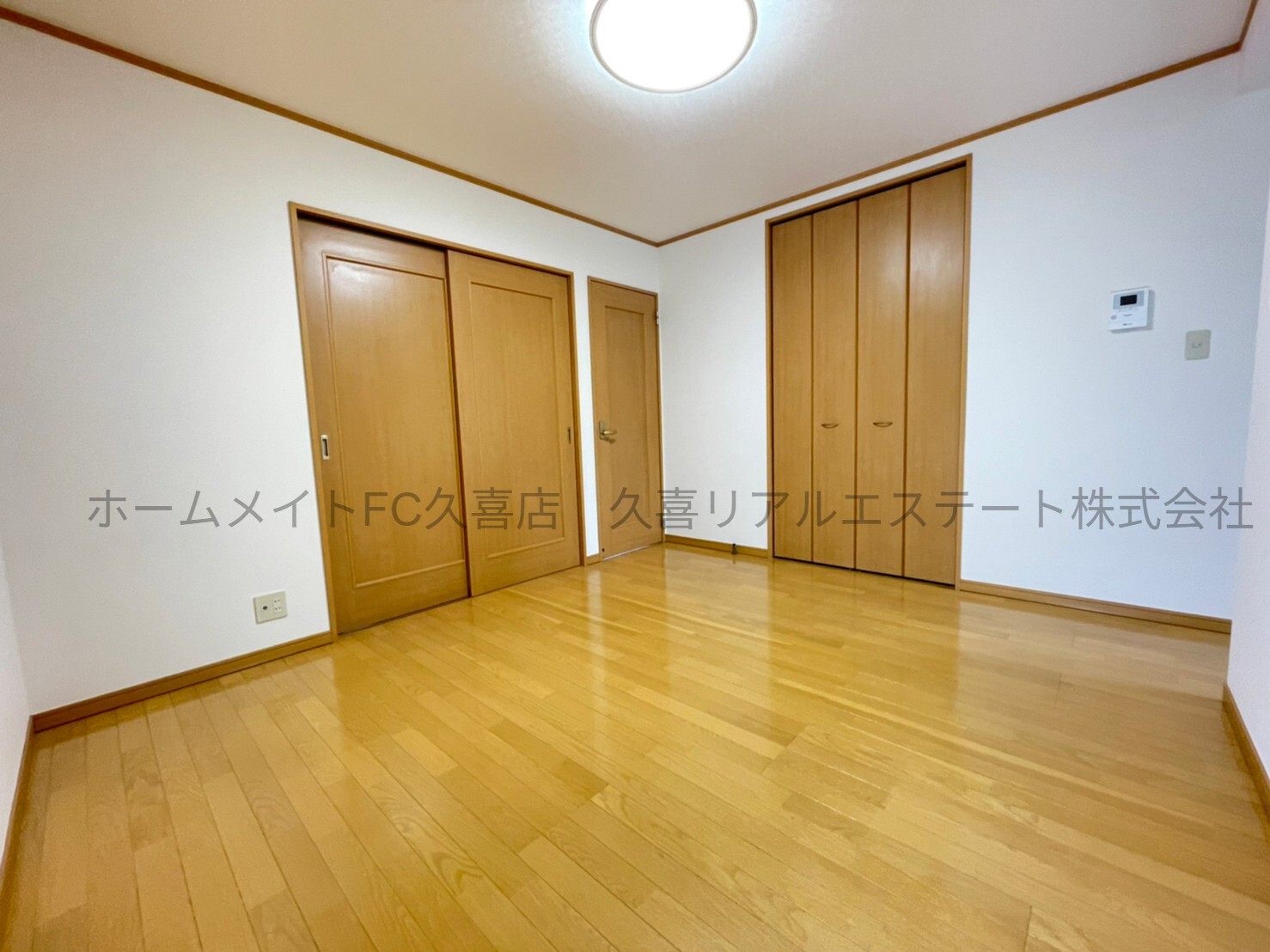 居室・リビング　同建物別号室