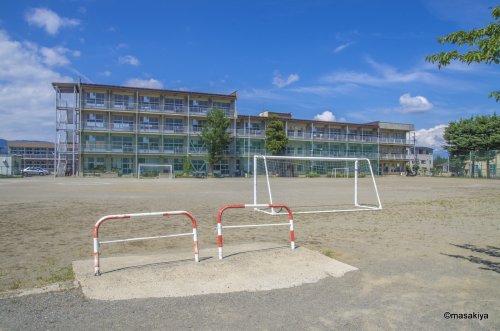 小学校　長野市立大豆島小学校（小学校）まで904m