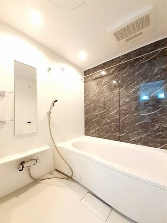 バス・シャワールーム　浴室