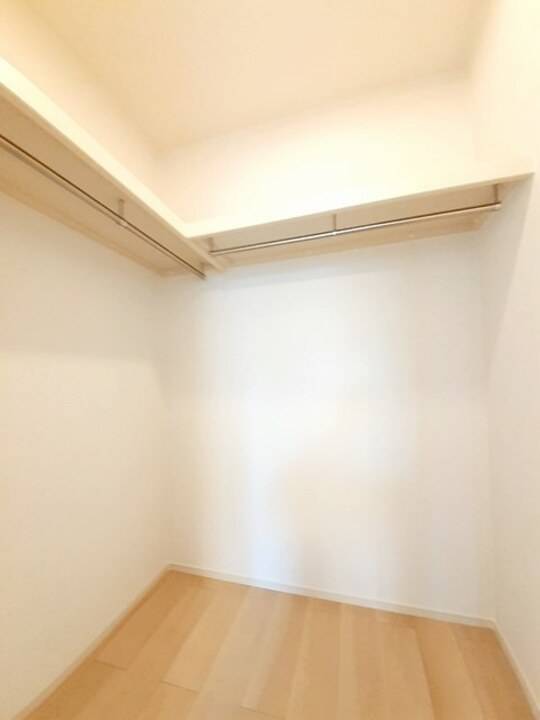 収納　ウォークインクローゼット