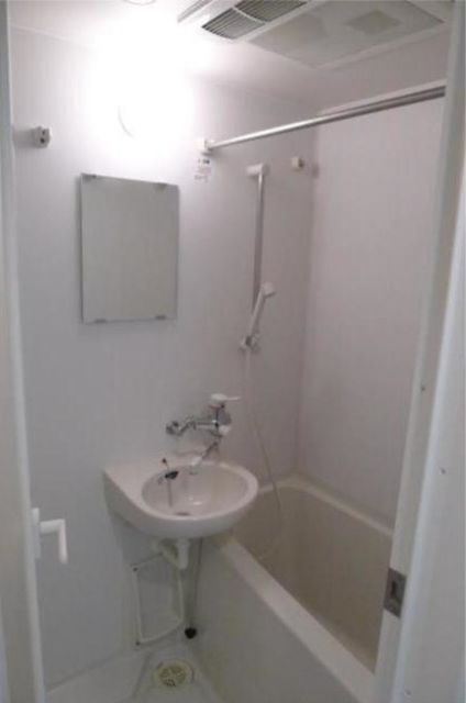 バス・シャワールーム　バス