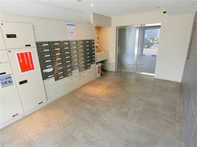 エントランス　エントランス　オートロック