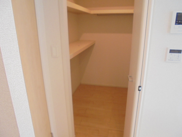 収納　同型タイプ