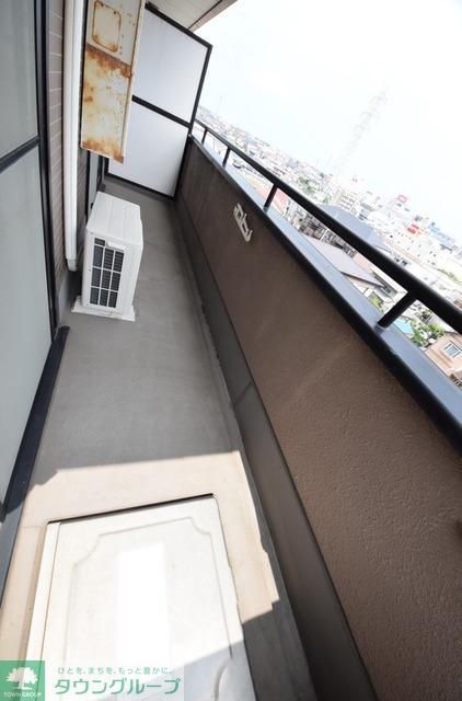 バルコニー　専用バルコニー