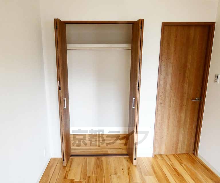 収納　クローゼットタイプの収納スペースになります。