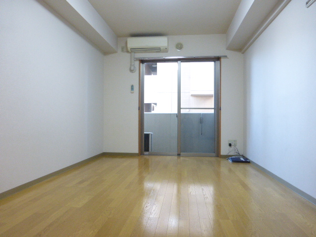 居室・リビング　居室