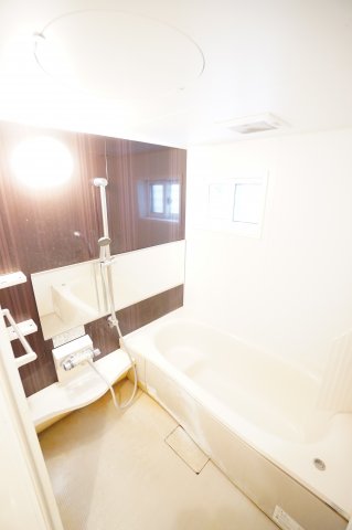 バス・シャワールーム　※同物件・同タイプの写真です。