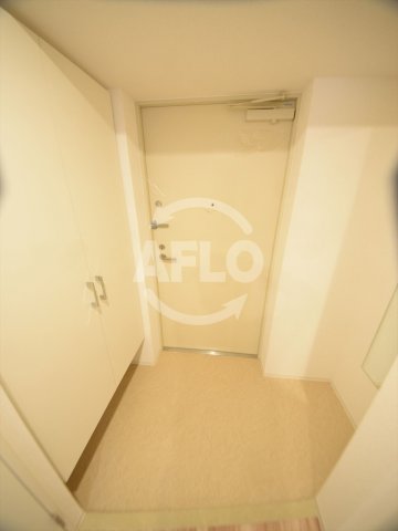 玄関　セレニテ桜川駅前プリエ　玄関