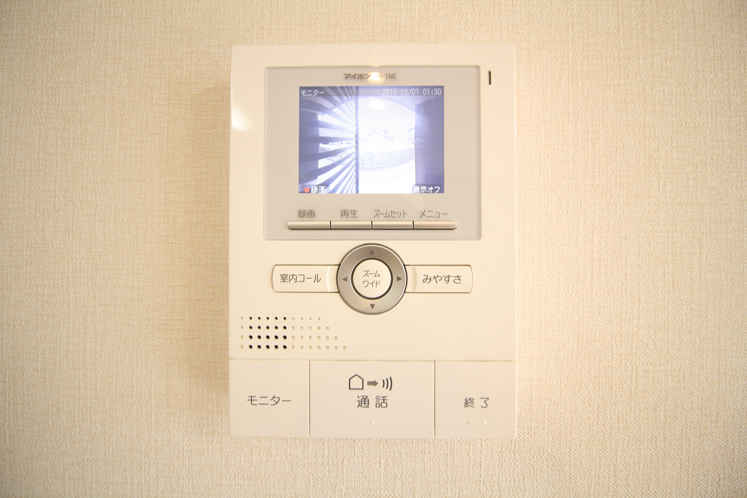 セキュリティ　モニター付きインターホン♪