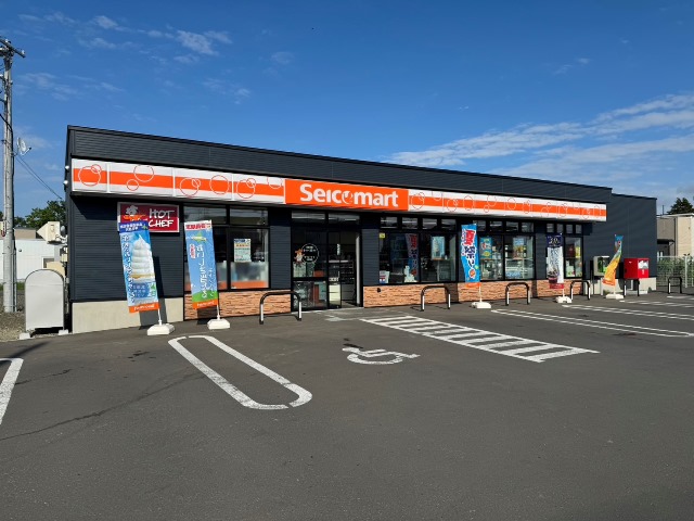 コンビニ　セイコーマート江別朝日店（コンビニ）まで682m