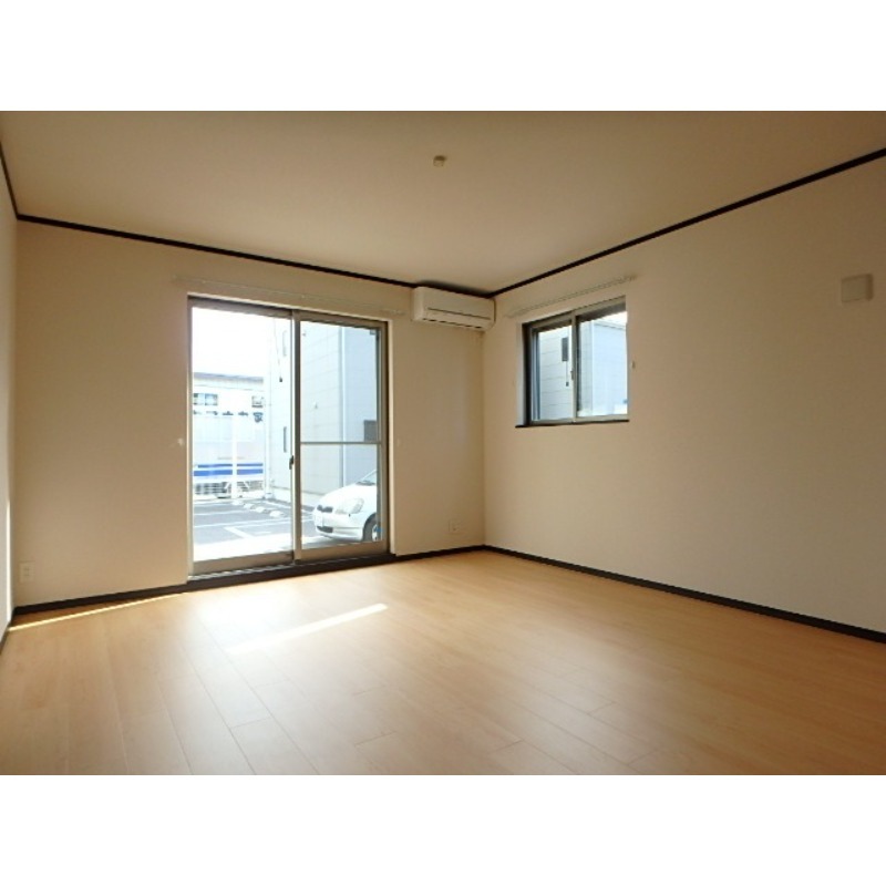 居室・リビング　図面と現状に相違がある場合には現状を優先