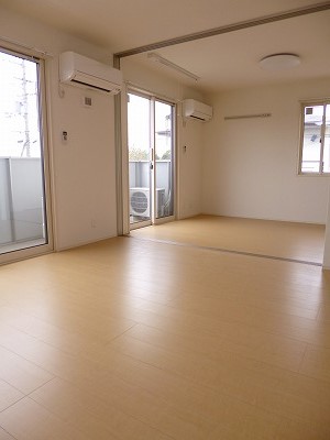 居室・リビング　リビング