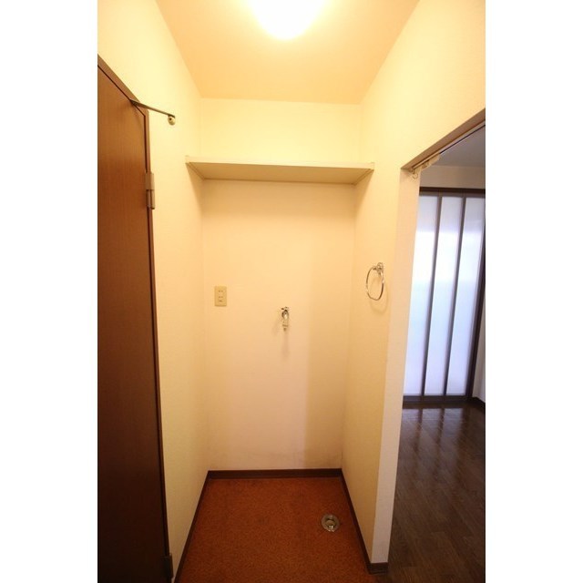 その他　洗濯機置場