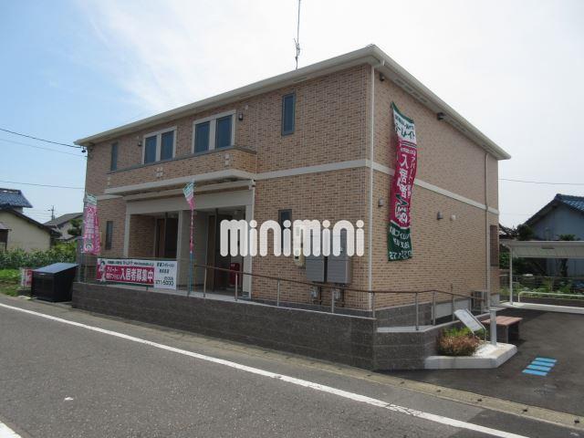 建物外観　おしゃれな外観の建物ですね。