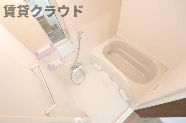 バス・シャワールーム　きれいなお風呂です