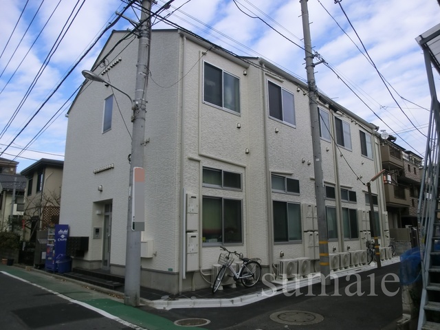 建物外観　スタイリッシュな外観です。